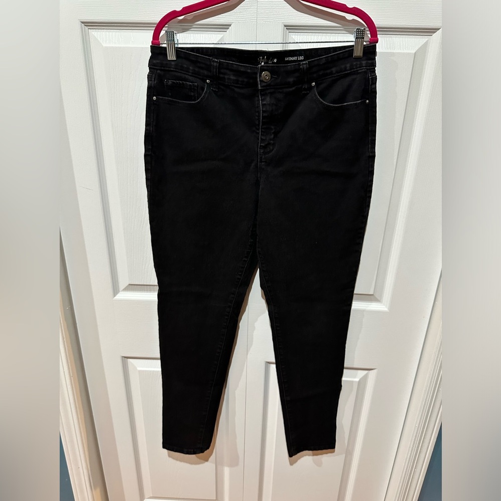 Style & Co. skinny leg jeans, size 14L, color black